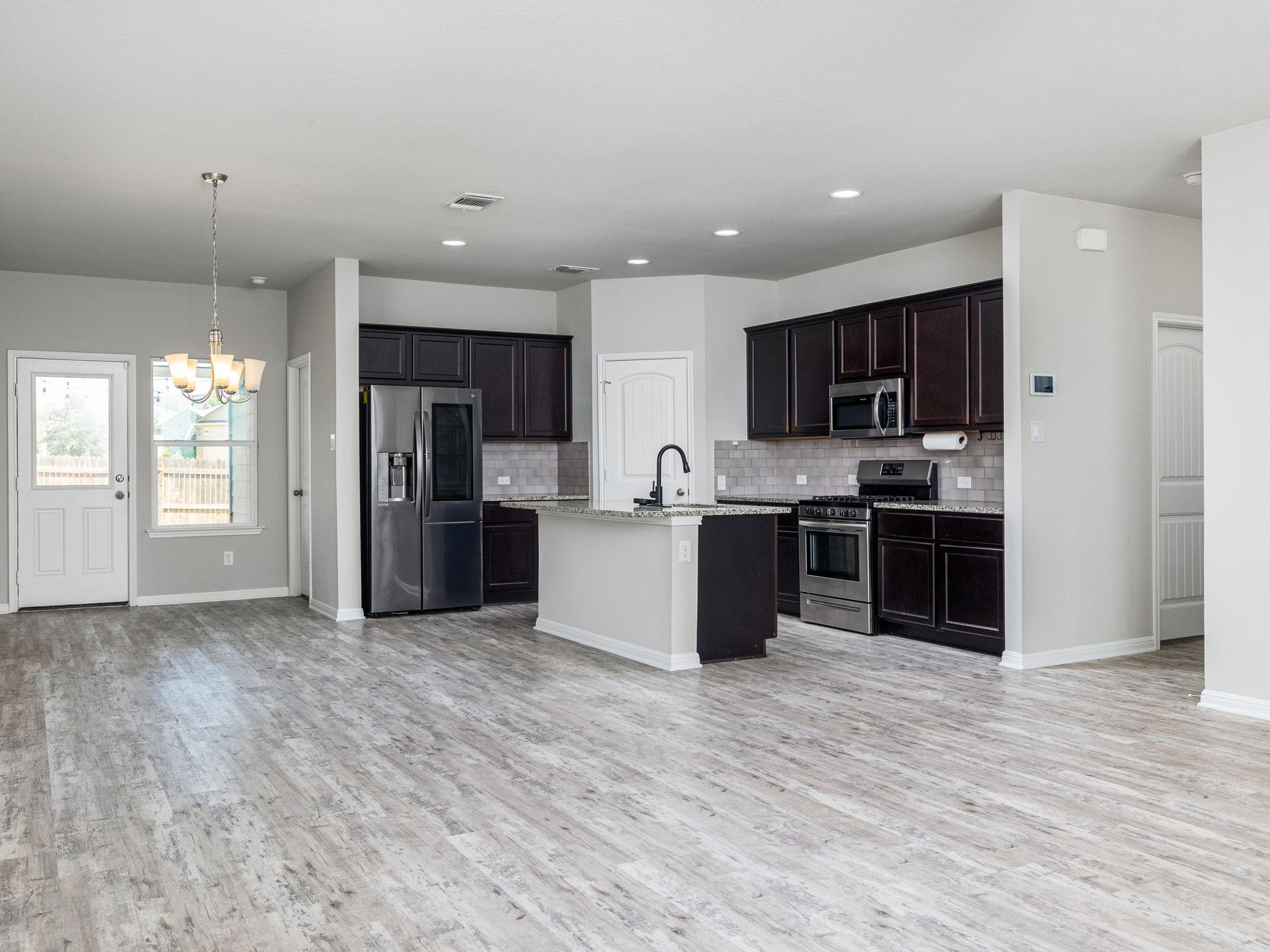 1502 Autumn Sage Way Property Photo 9