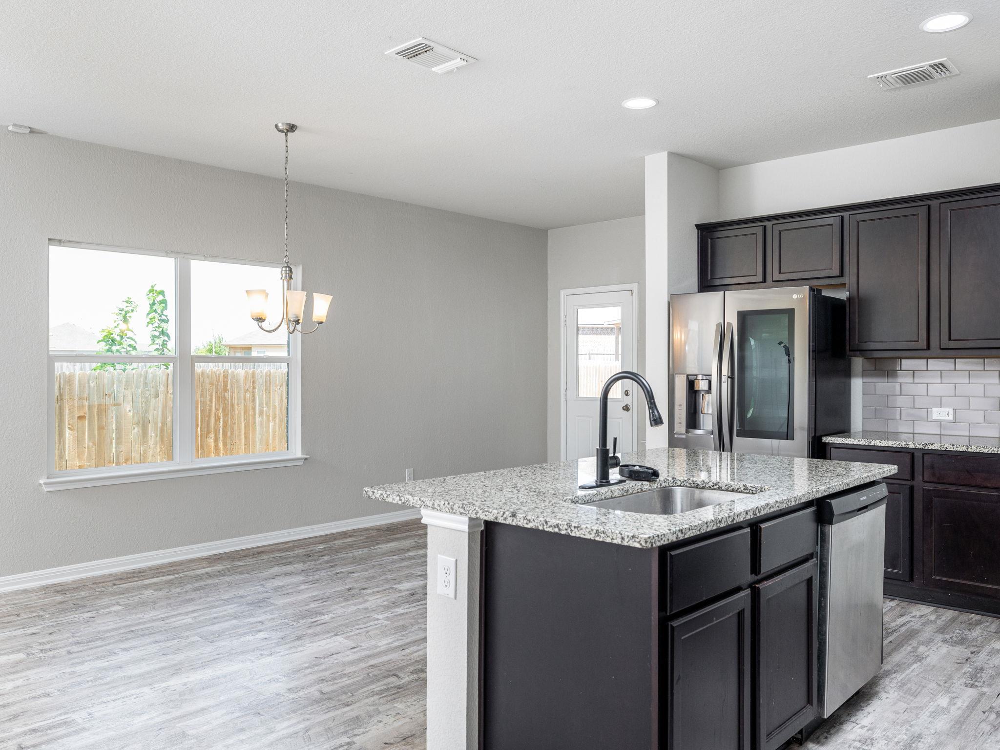 1502 Autumn Sage Way Property Photo 11