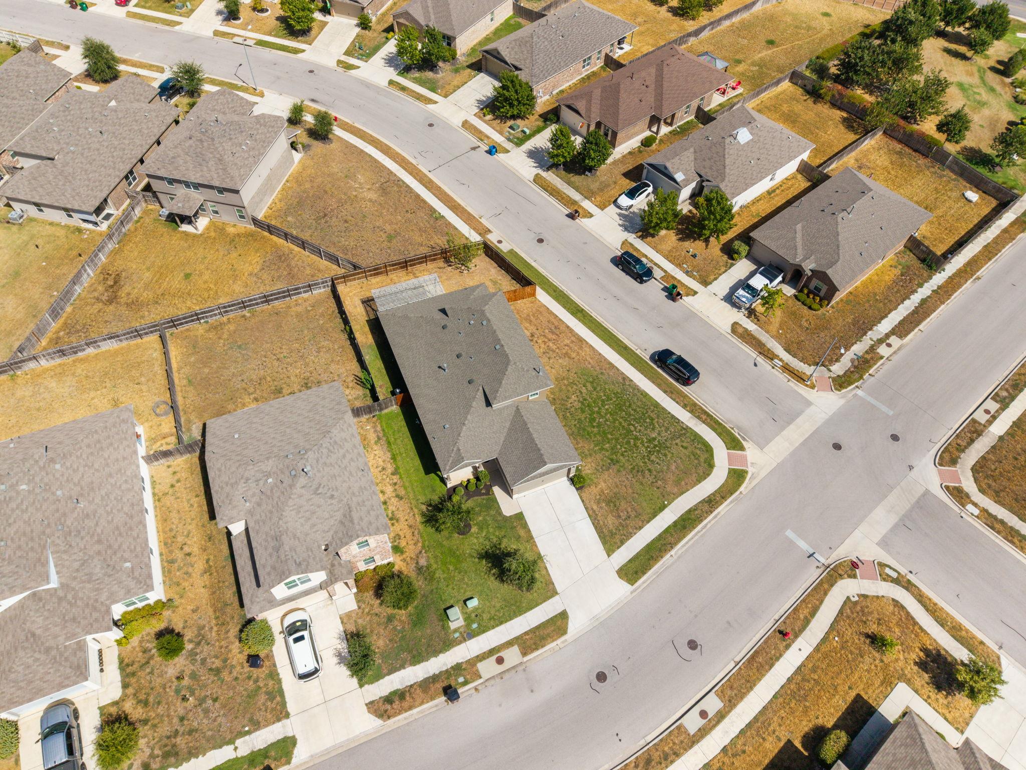 1502 Autumn Sage Way Property Photo 35