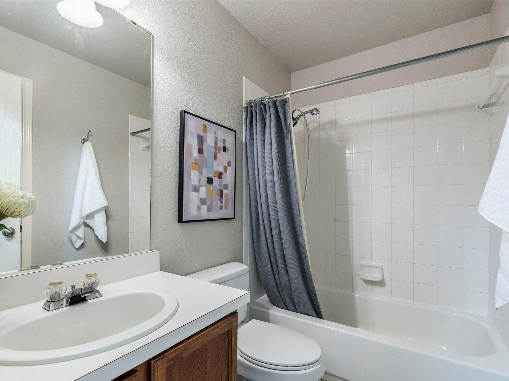 1513 Hawk Dr Property Photo 24