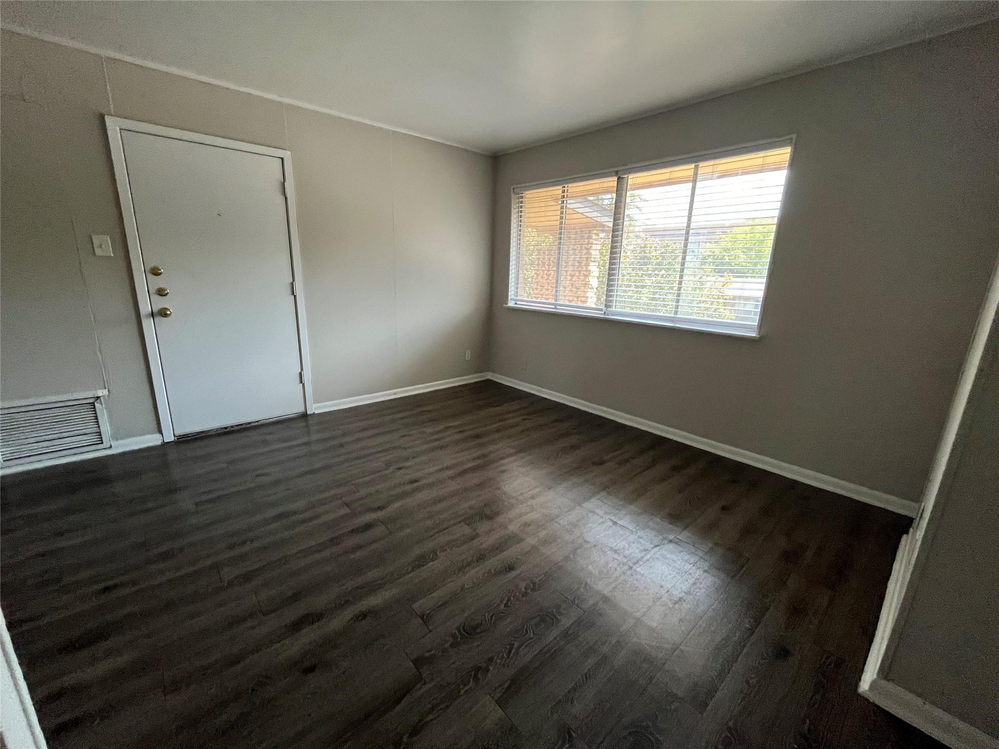 3304 Red River St 201 Property Photo