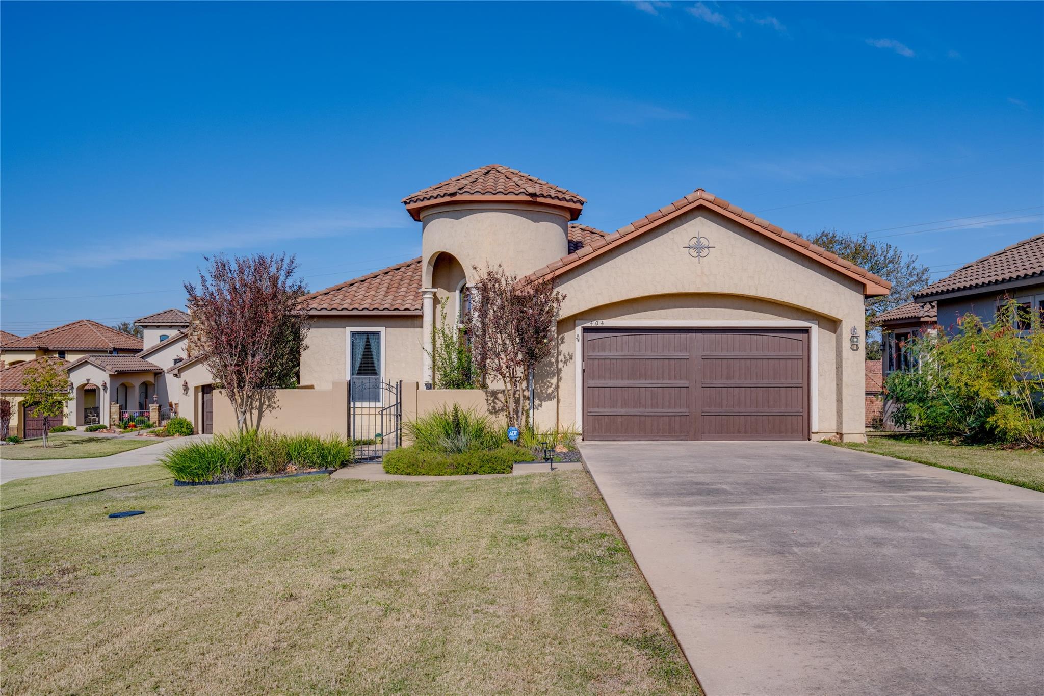 404 Bendito Way Property Photo 1