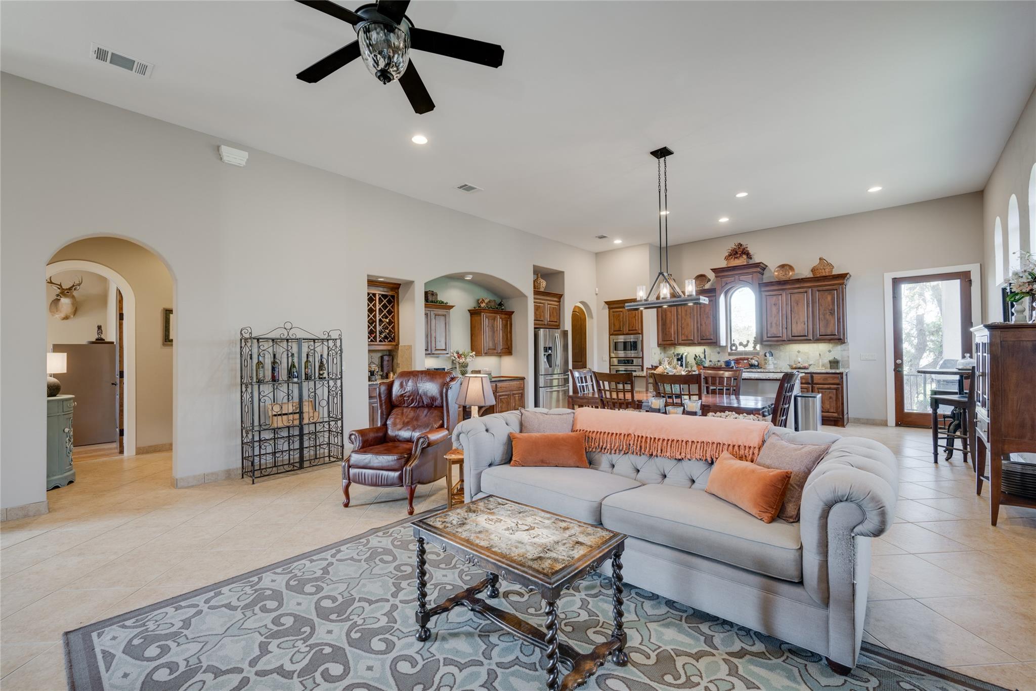 404 Bendito Way Property Photo 15