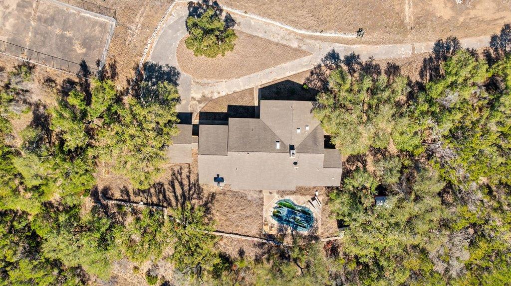 10904 Rawhide Trl Property Photo 5