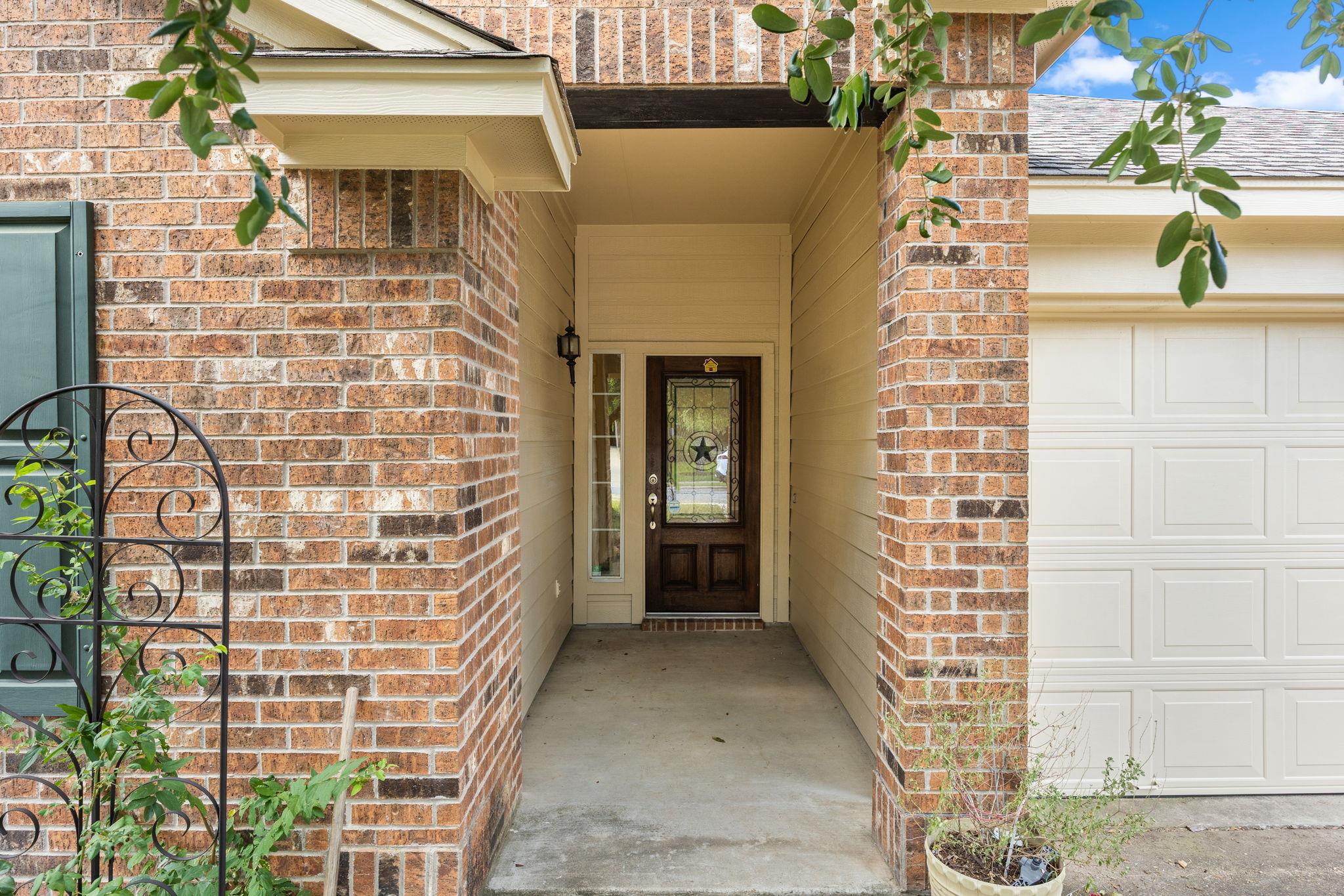 135 Justin Leonard Dr Property Photo 3