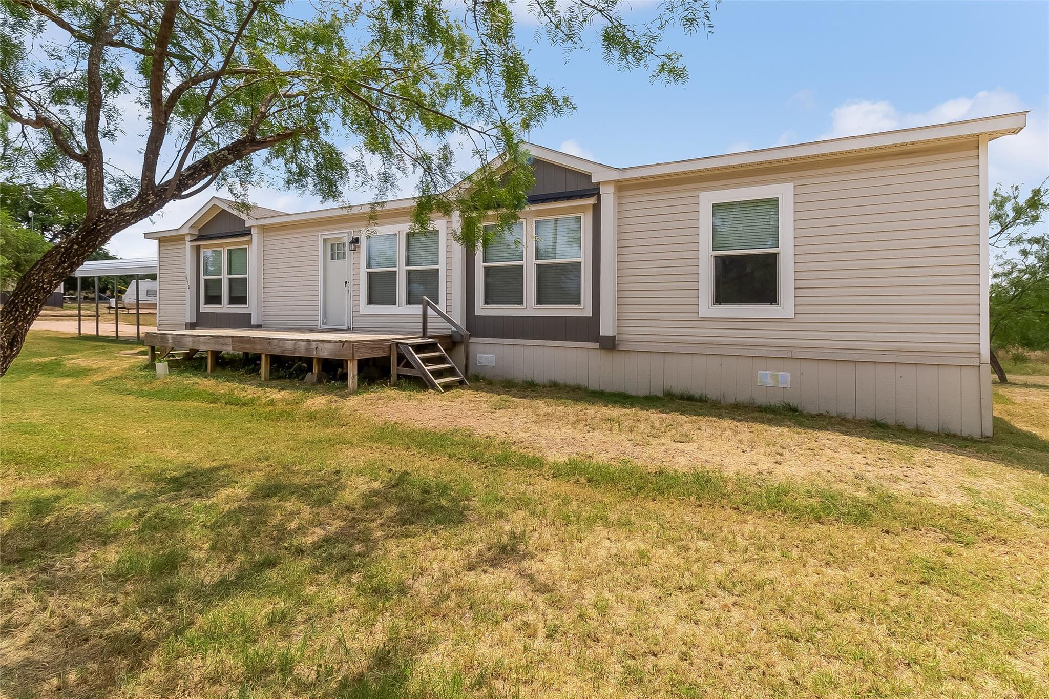 1310 Industrial Blvd Property Photo 1