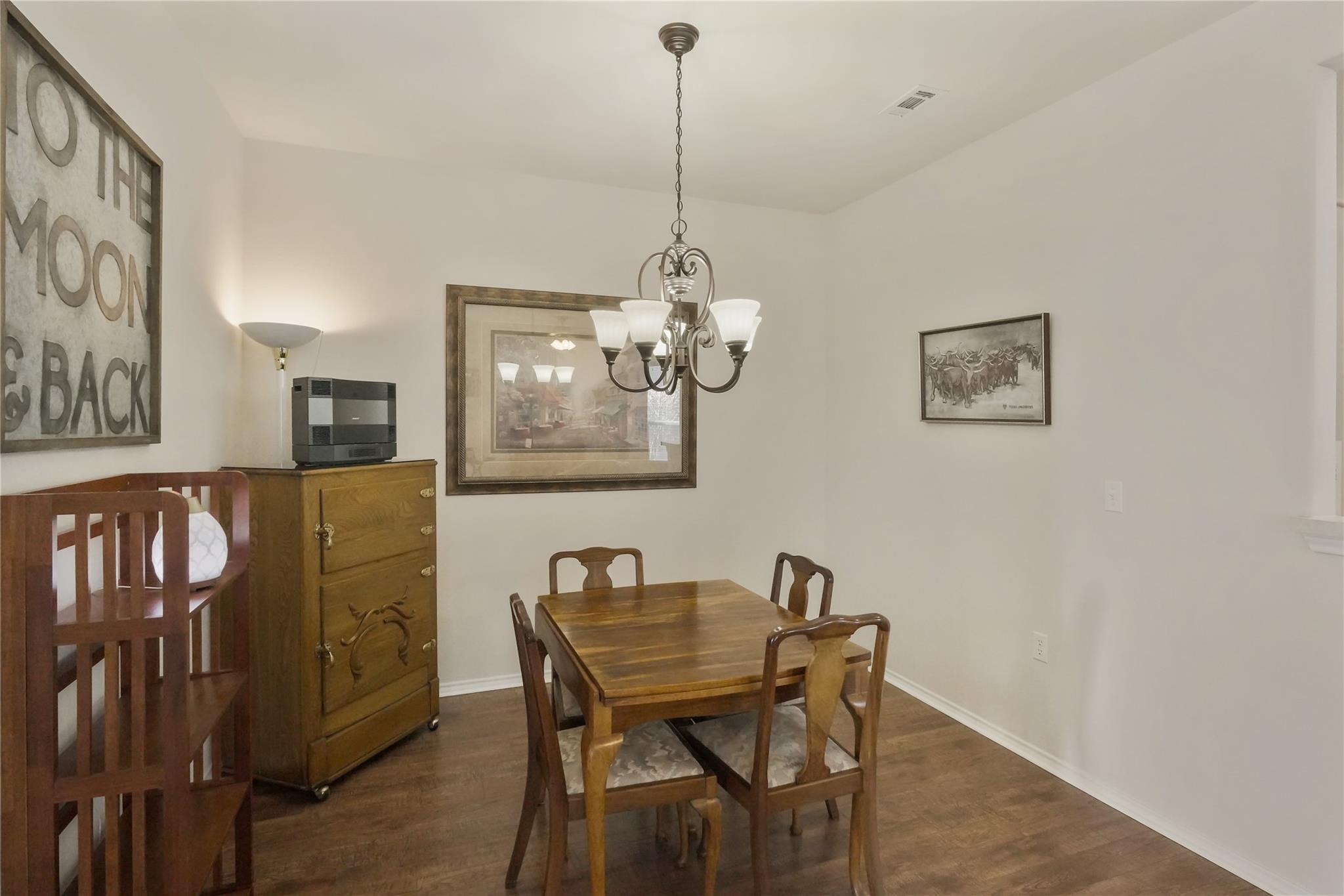 113 Hampton Cir Property Photo 12