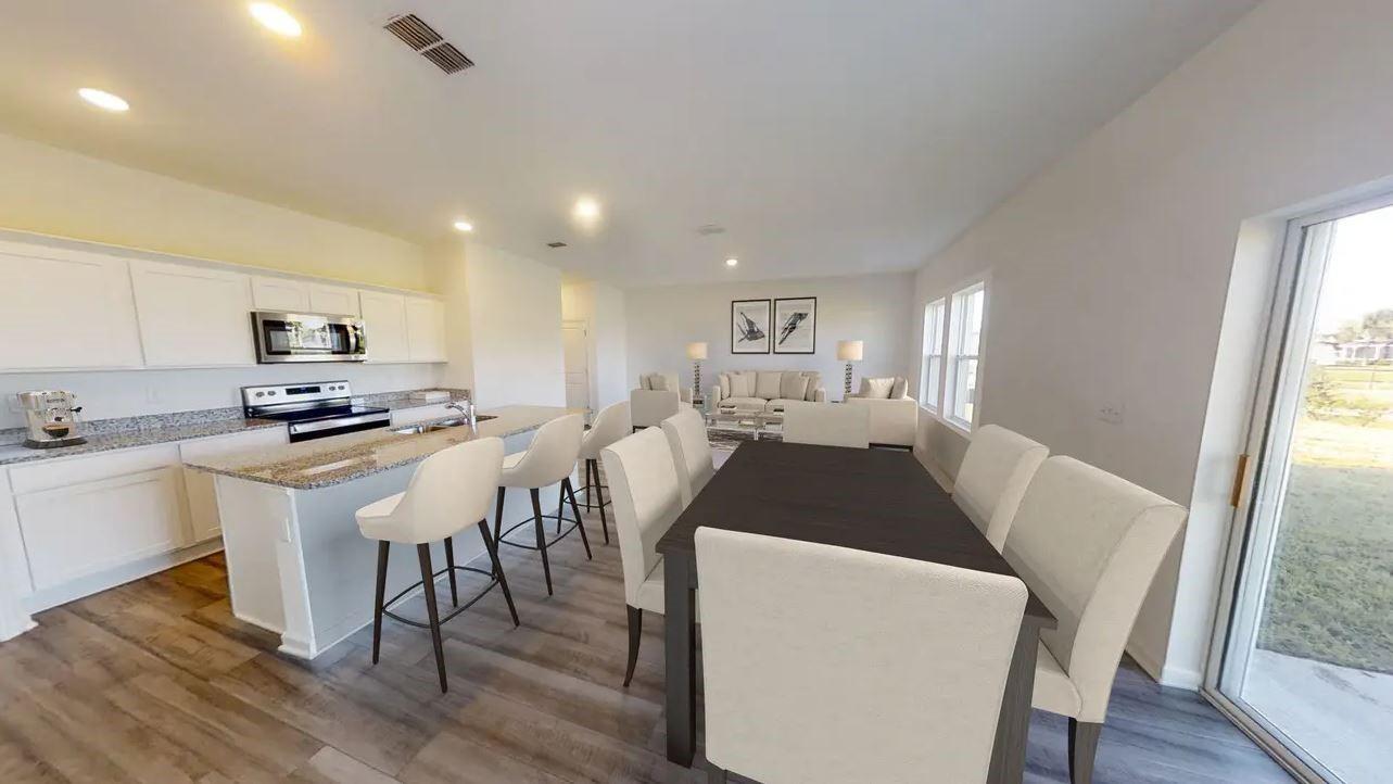 16029 Larustinus St Property Photo 5