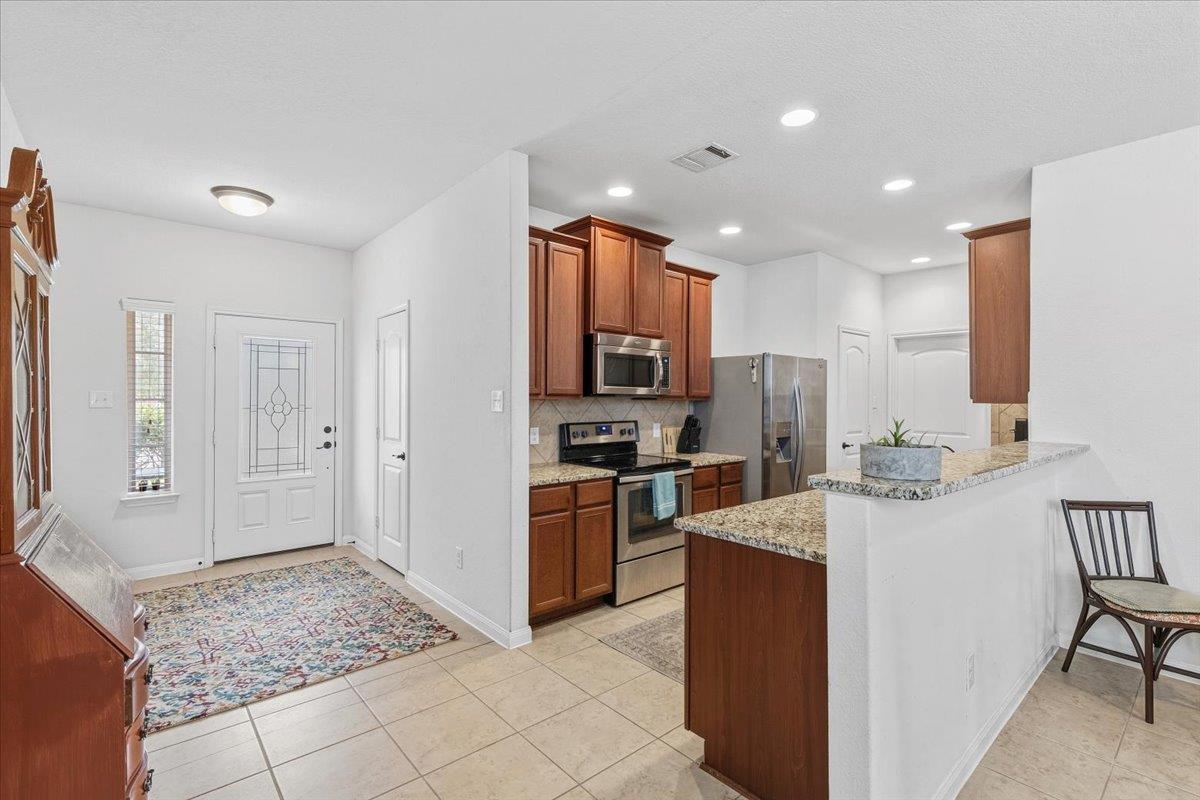 1672 Treeta Trl Property Photo 6