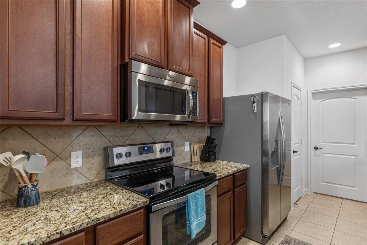 1672 Treeta Trl Property Photo 7