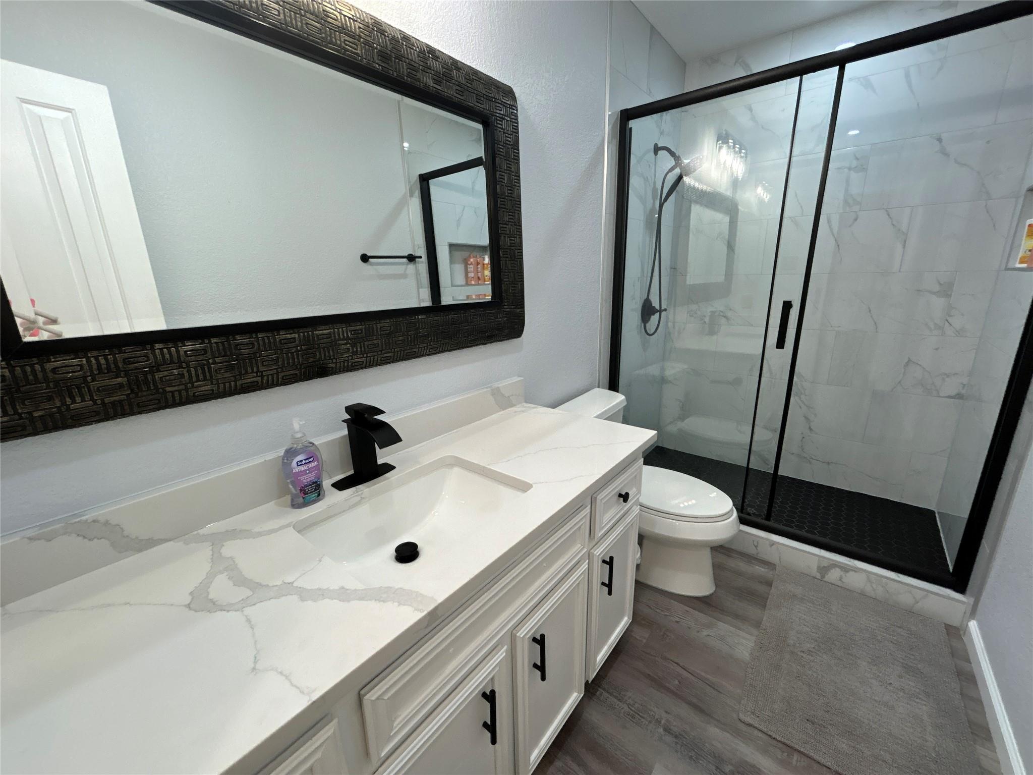 1701 Lynx Cir Property Photo 9