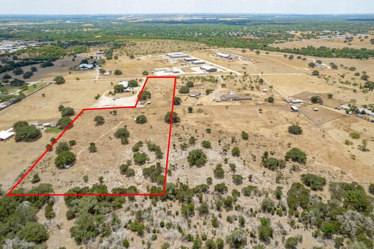550 Shell Stone Trl Property Photo 4