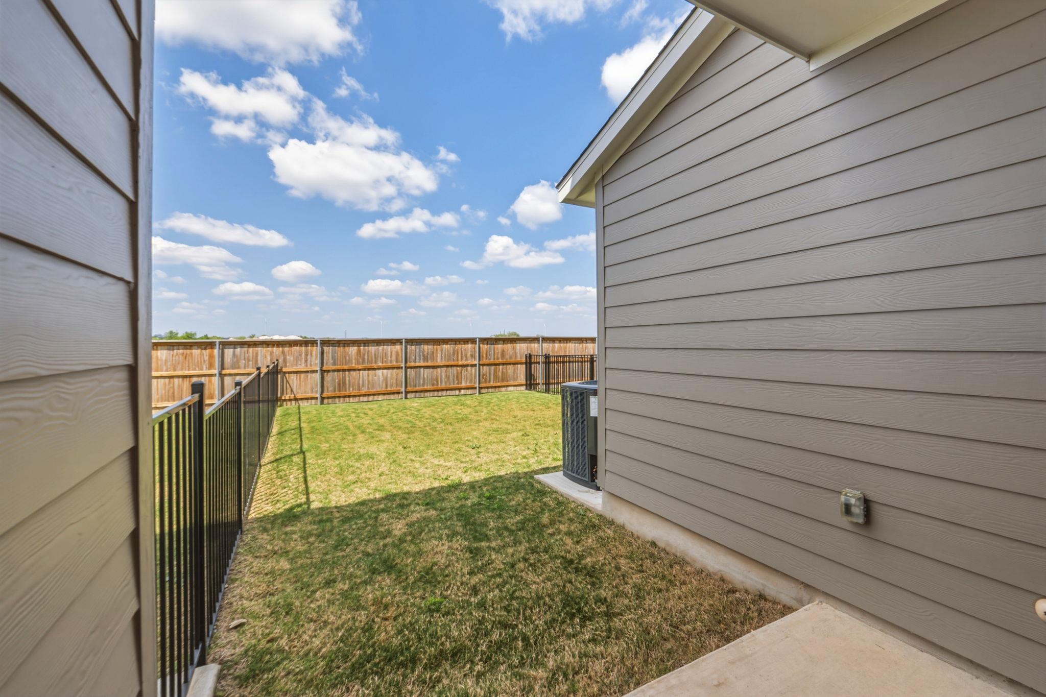 2576 Jack Nora Way Property Photo 35