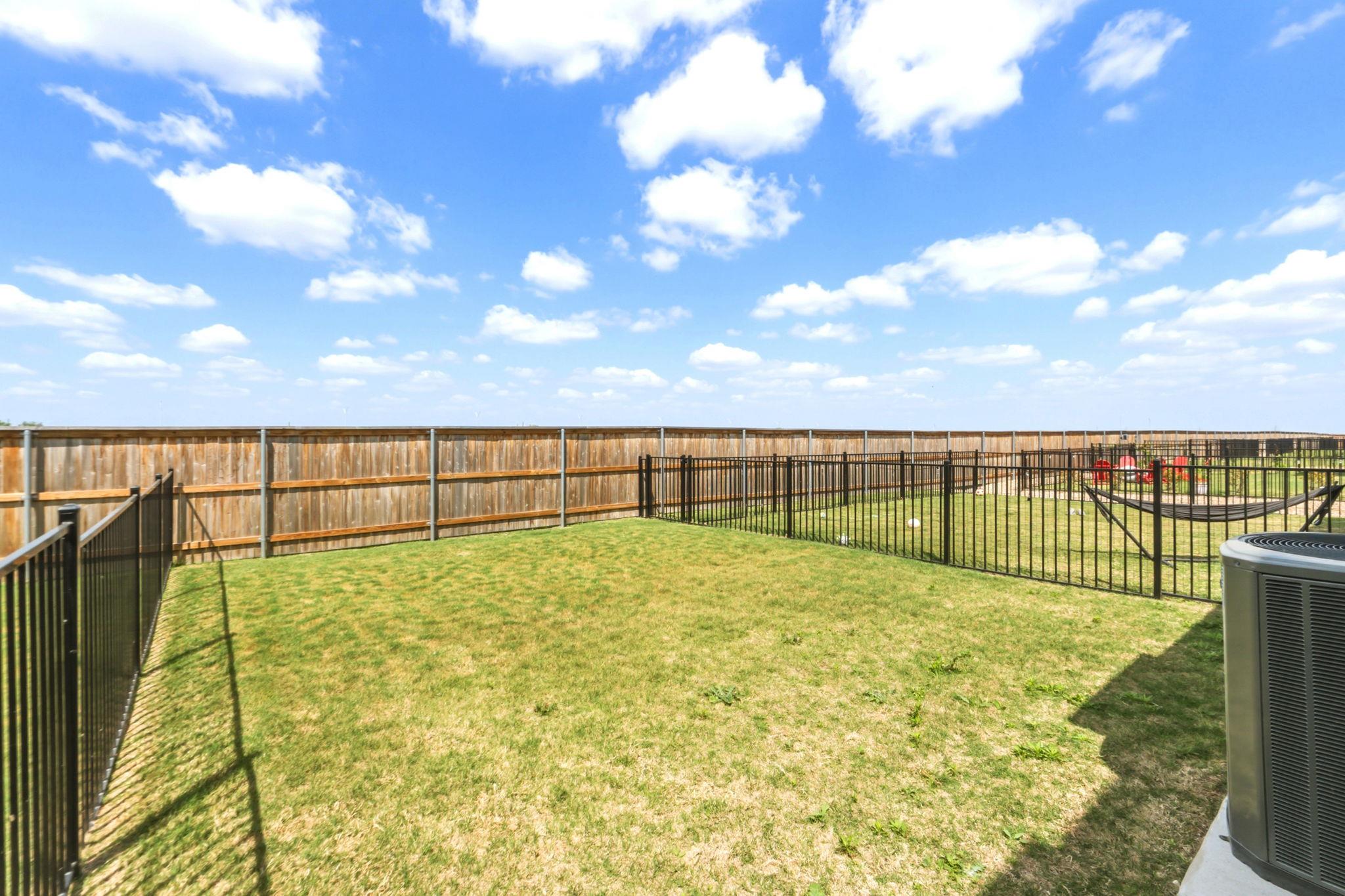 2576 Jack Nora Way Property Photo 37