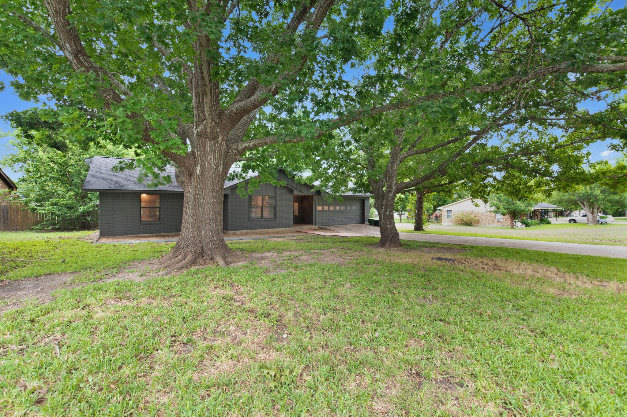 1501 Wofford Dr Property Photo 1