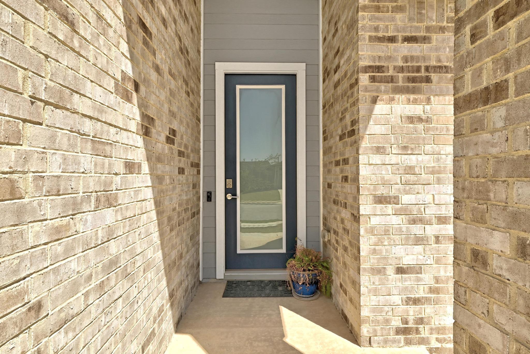 8300 Turnberry Ln Property Photo 2