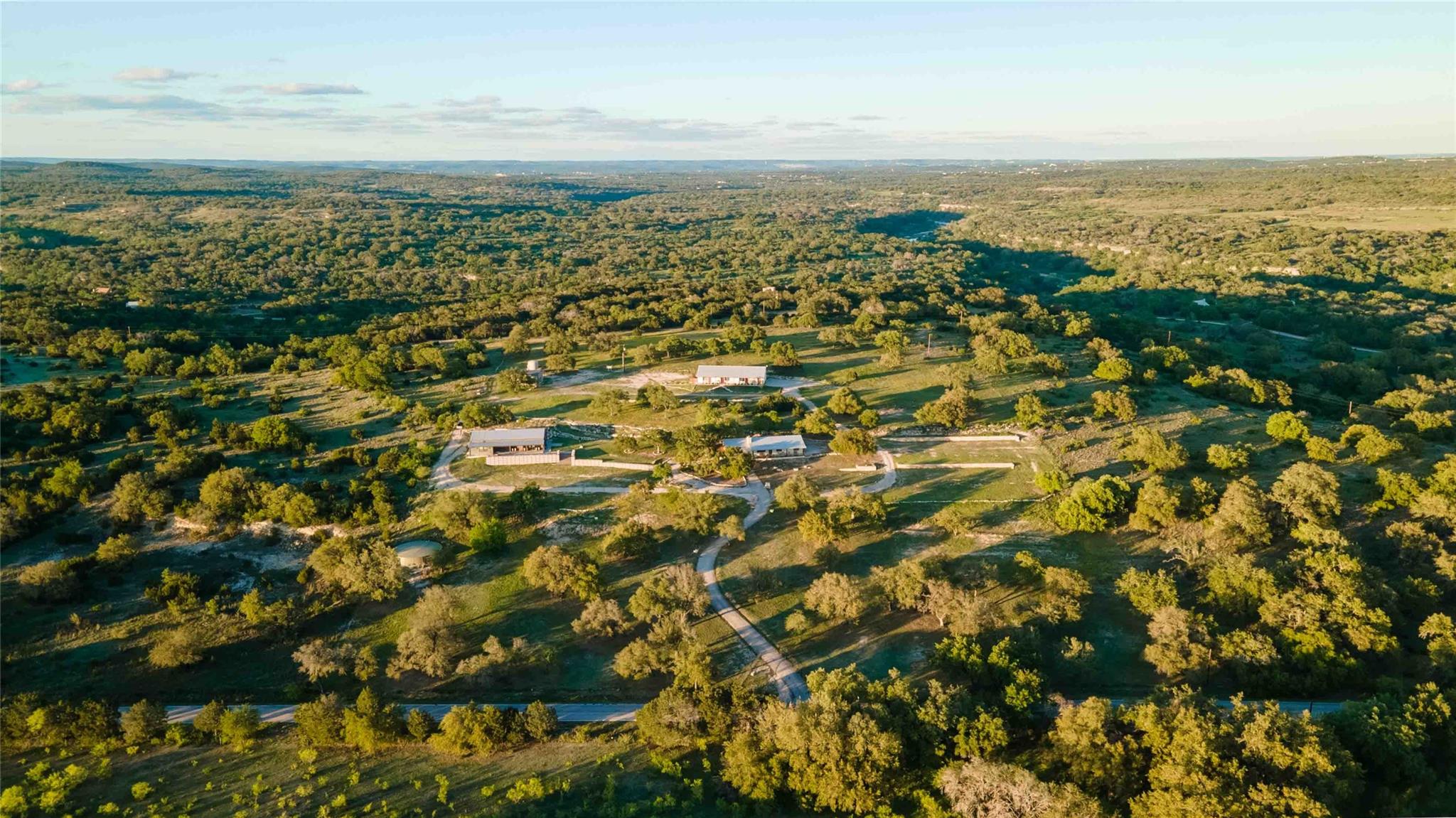 25404 Hamilton Pool Rd Property Photo