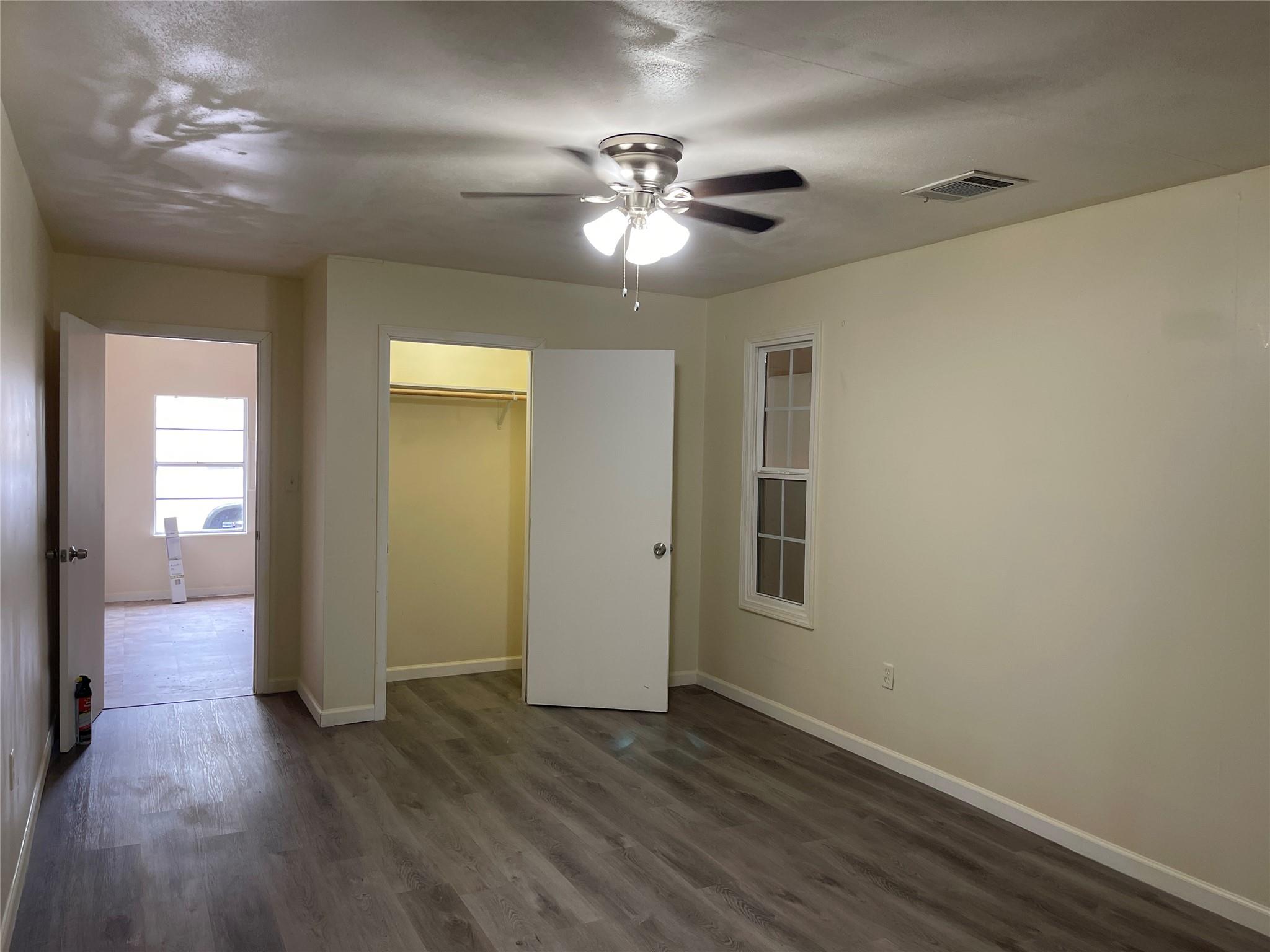 1430 Howard Ln W #2-2 Property Photo 13