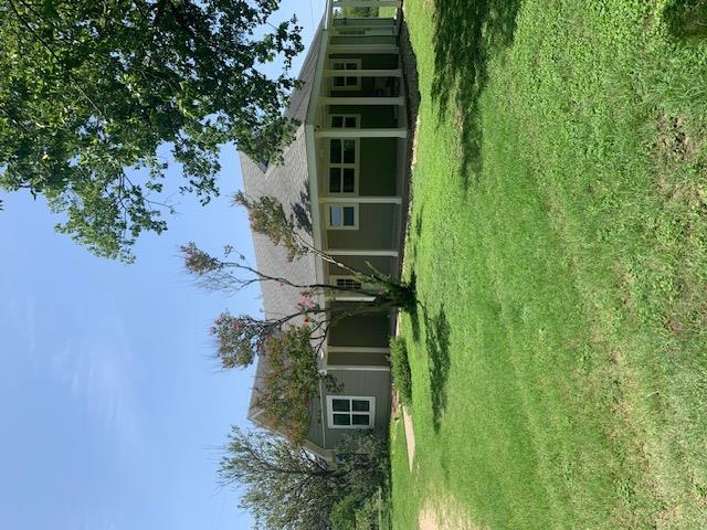 1501 N Burleson St Property Photo 4