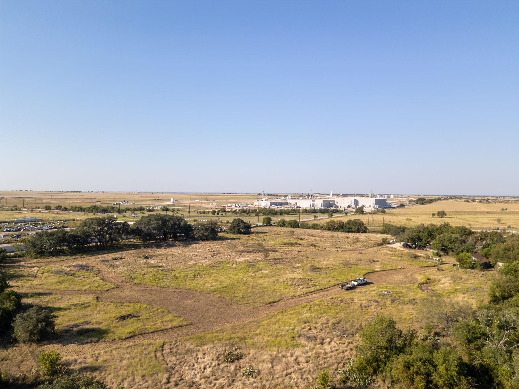 112 Loop 308 None Property Photo 17