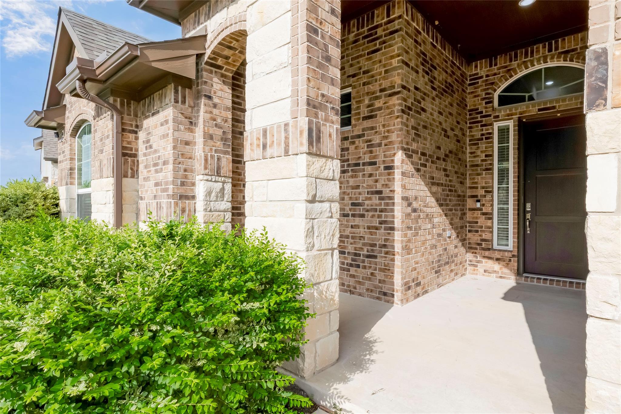 2117 Mar Vista Ln Property Photo 5