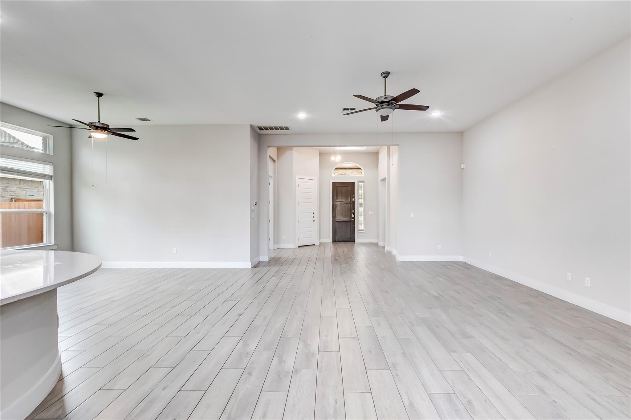 2117 Mar Vista Ln Property Photo 10