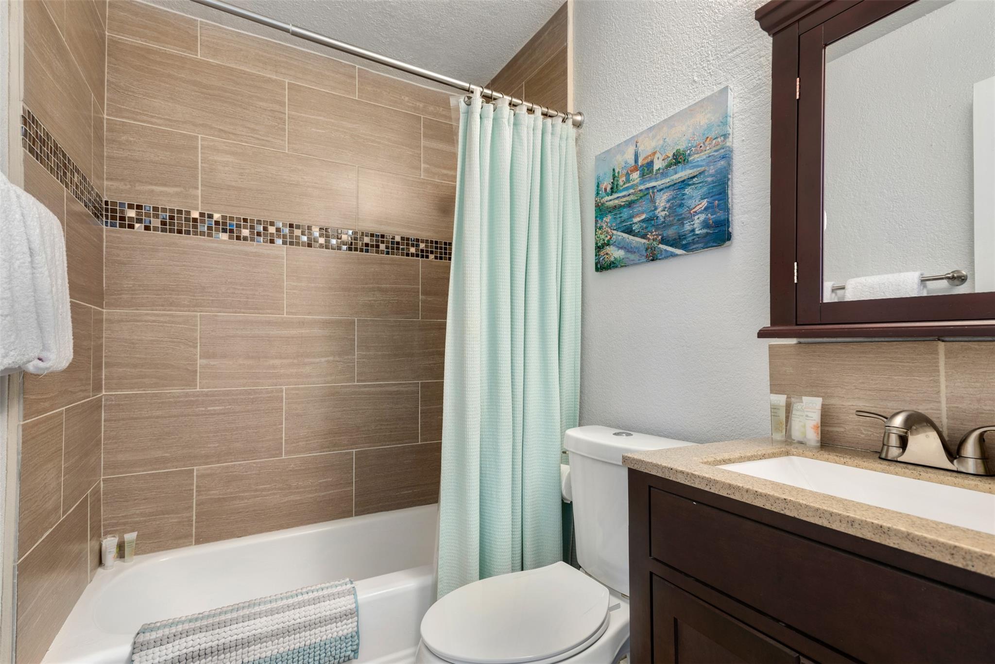 2401 Manor Rd #209 Property Photo 10