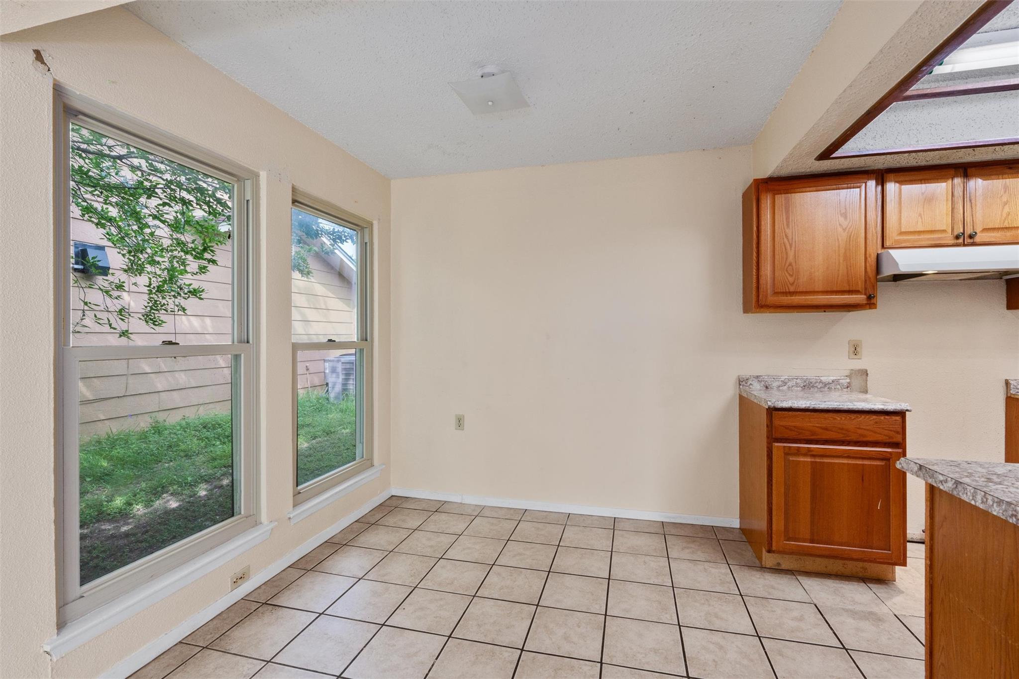 4809 Bayside Dr Property Photo 6