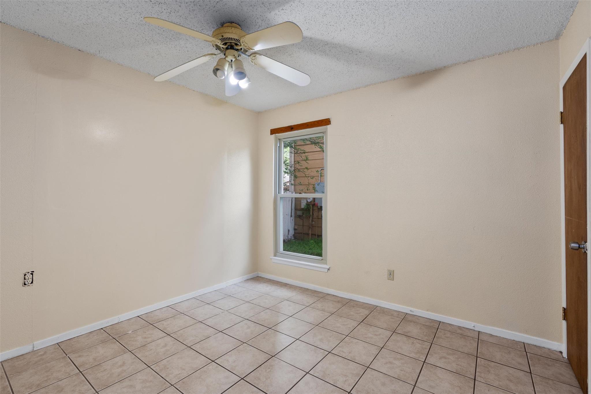 4809 Bayside Dr Property Photo 18