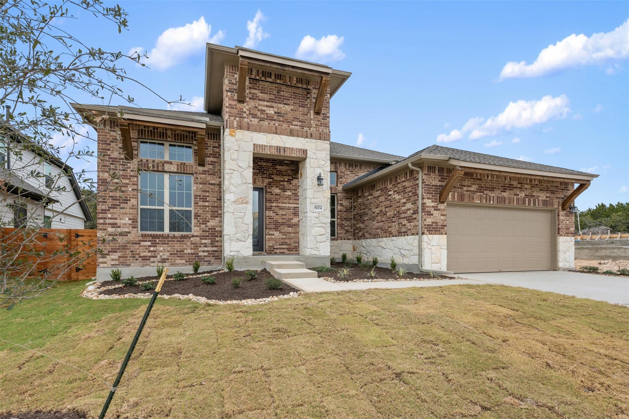 8004 Sarcelle Dr Property Photo 1
