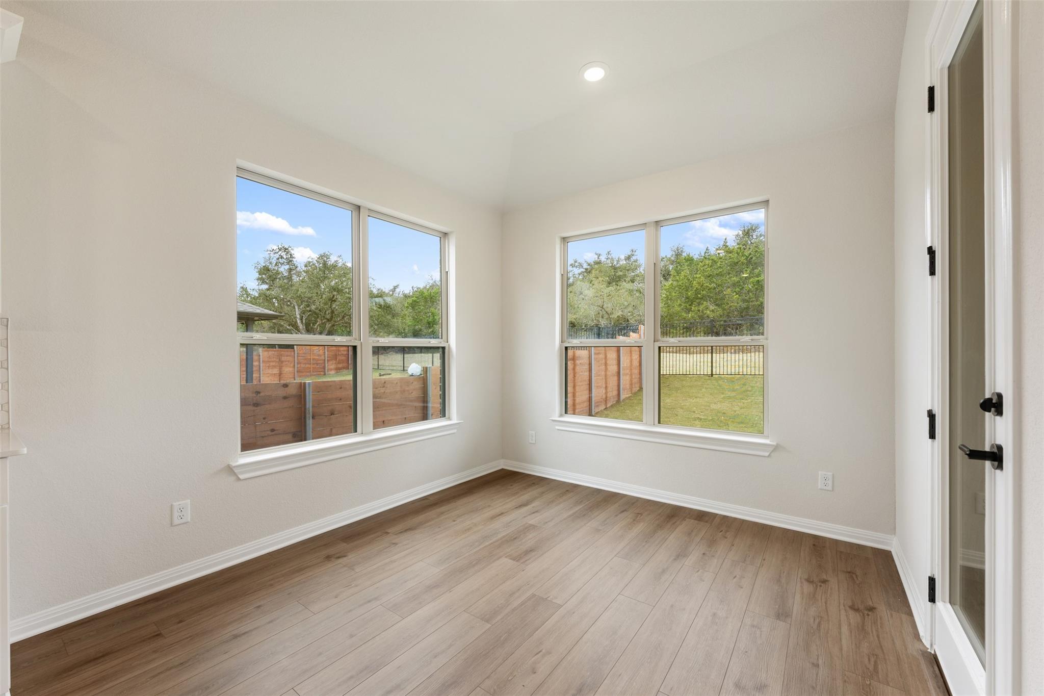 8004 Sarcelle Dr Property Photo 29