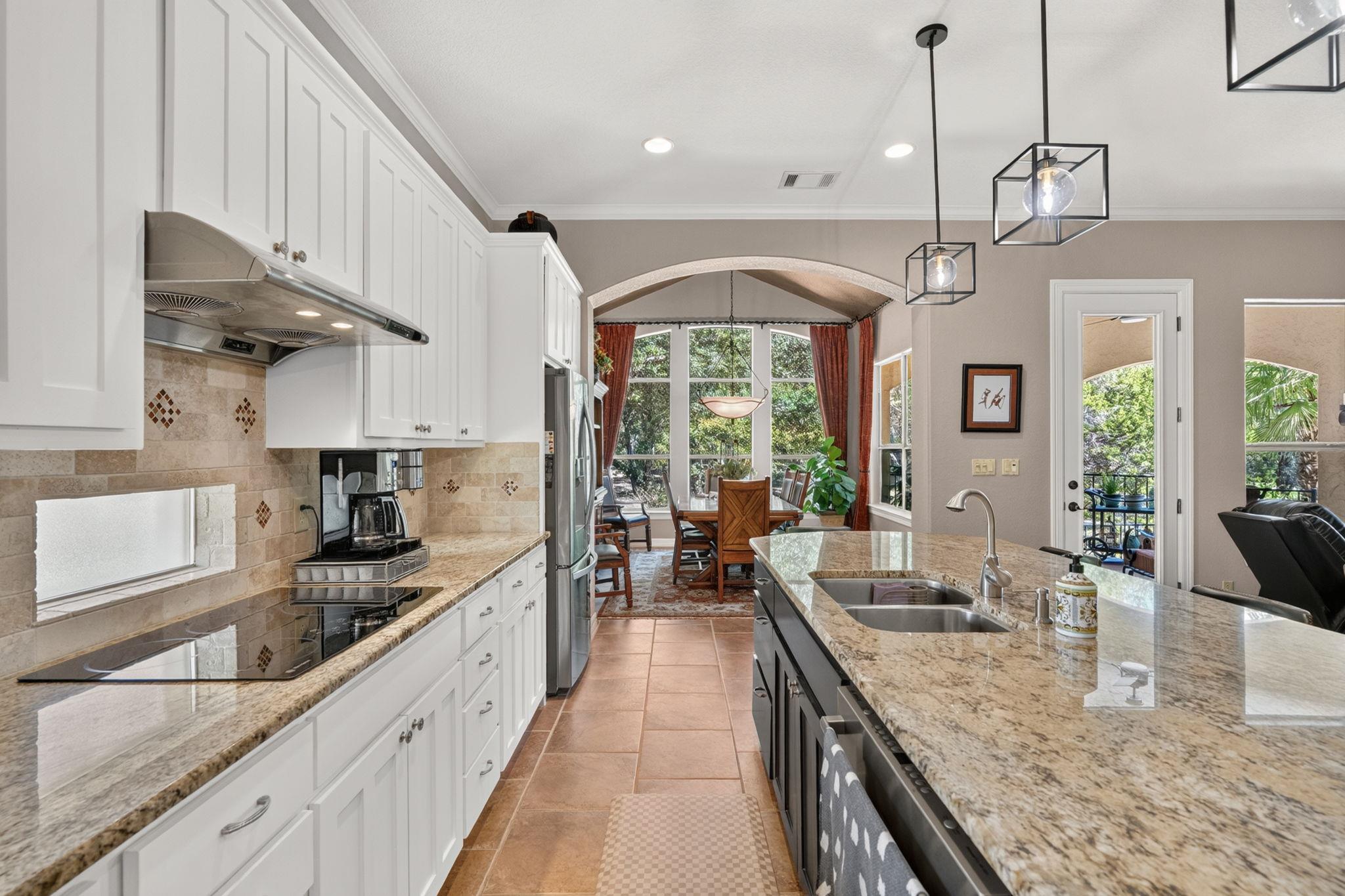 16 Swiftwater Trl Property Photo 4