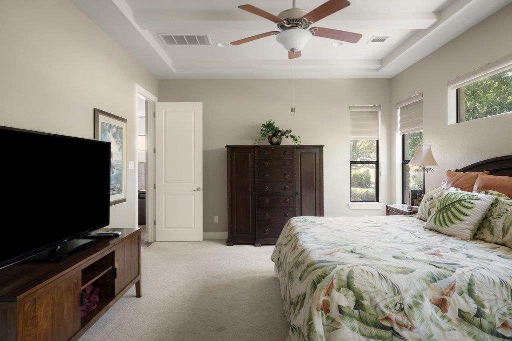 2 Prestonwood Cv Property Photo 12