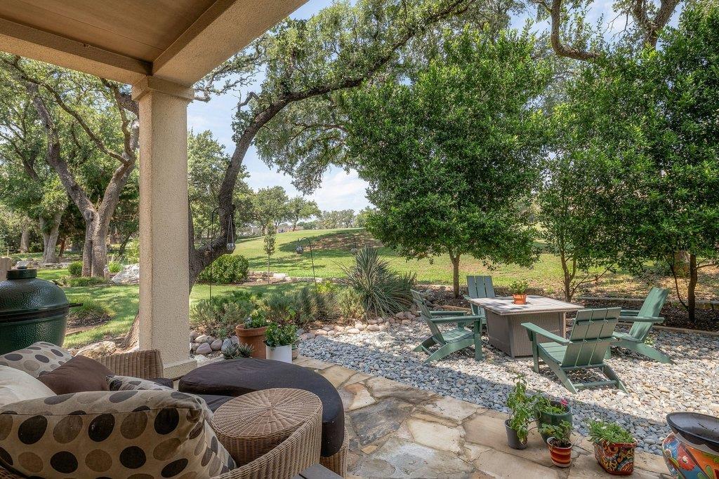 2 Prestonwood Cv Property Photo 22