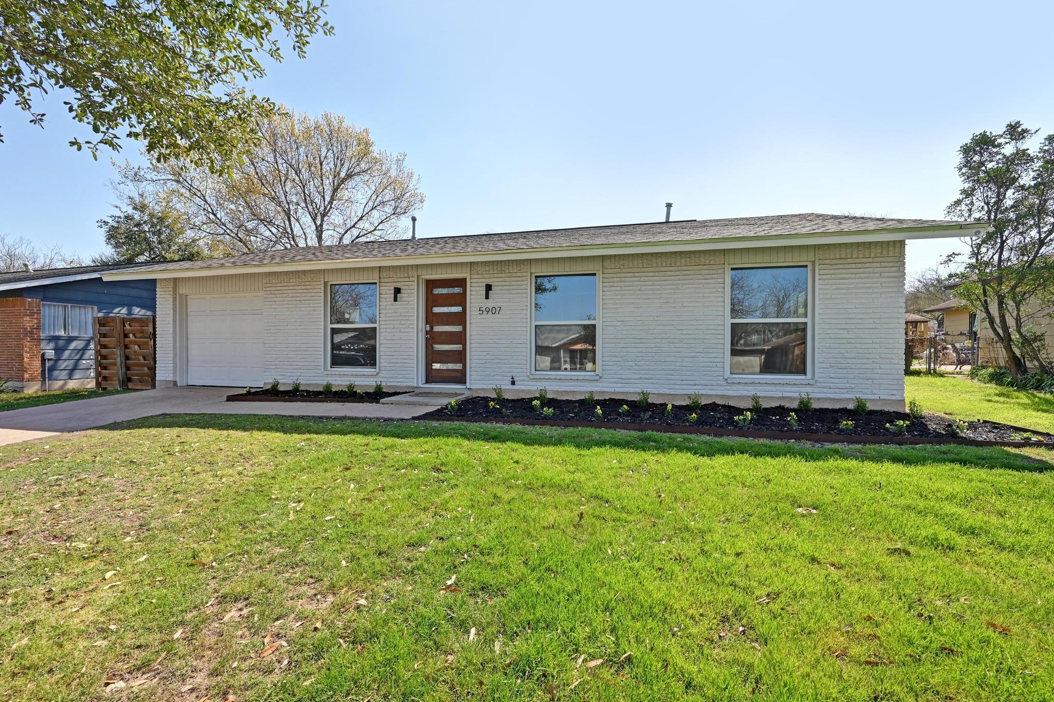 5907 Glenhollow Path Property Photo
