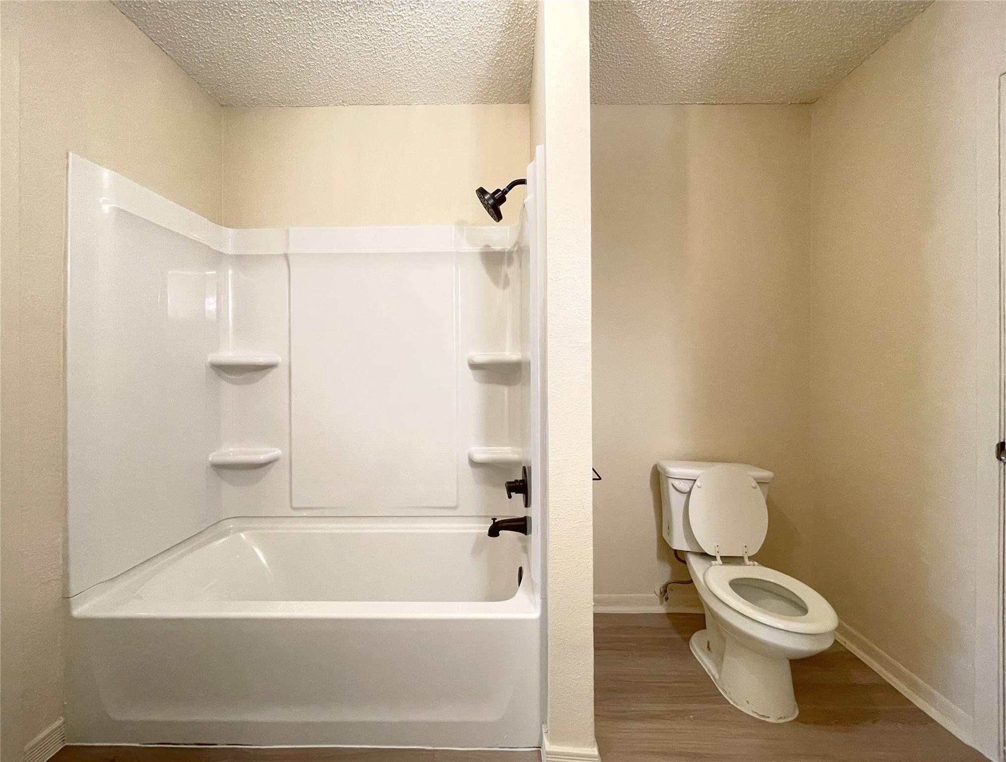 902 N Meadows Dr #c Property Photo 12