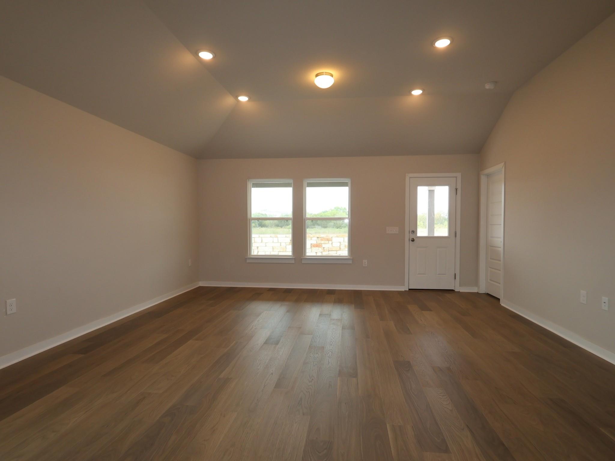 7420 Pullman Cv Property Photo 8