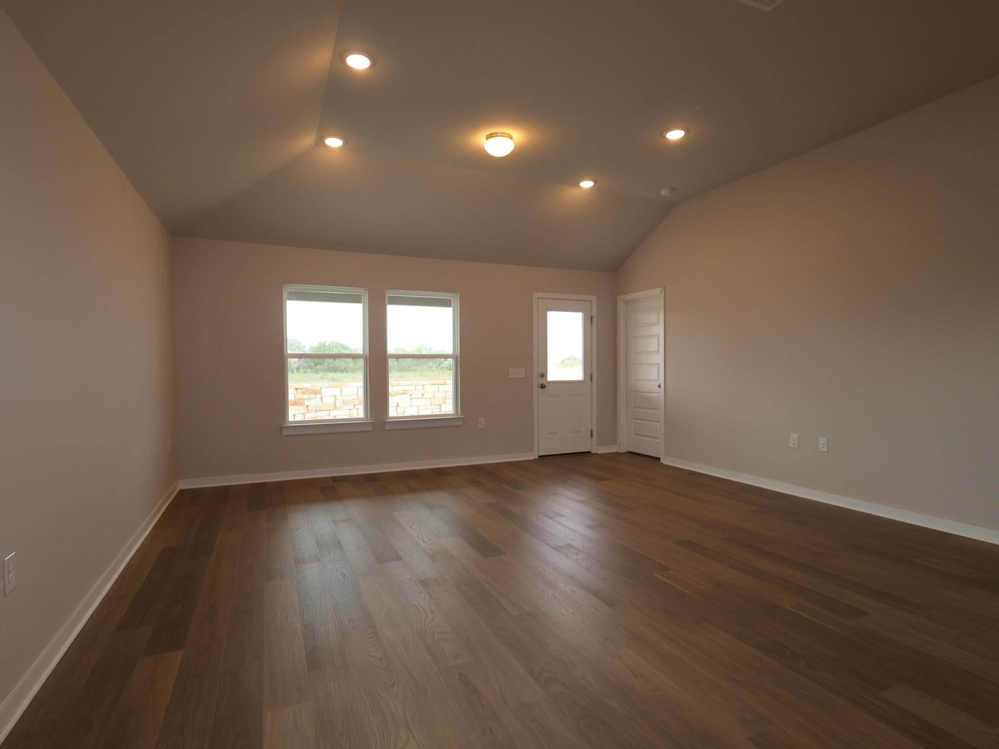 7420 Pullman Cv Property Photo 8
