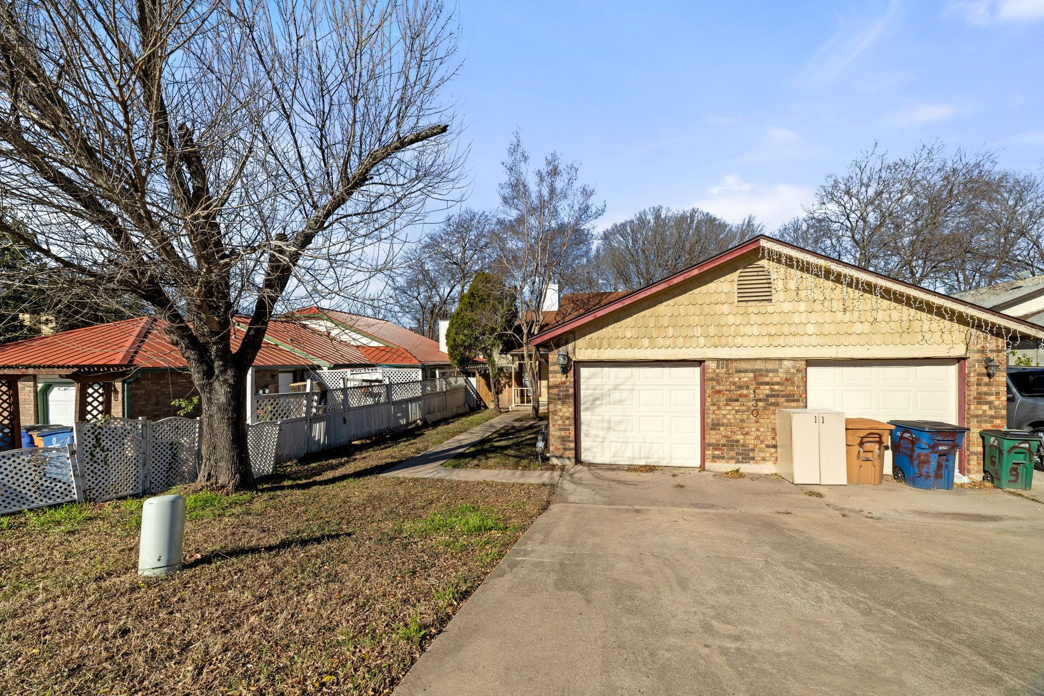 12130 Thompkins Dr A Property Photo