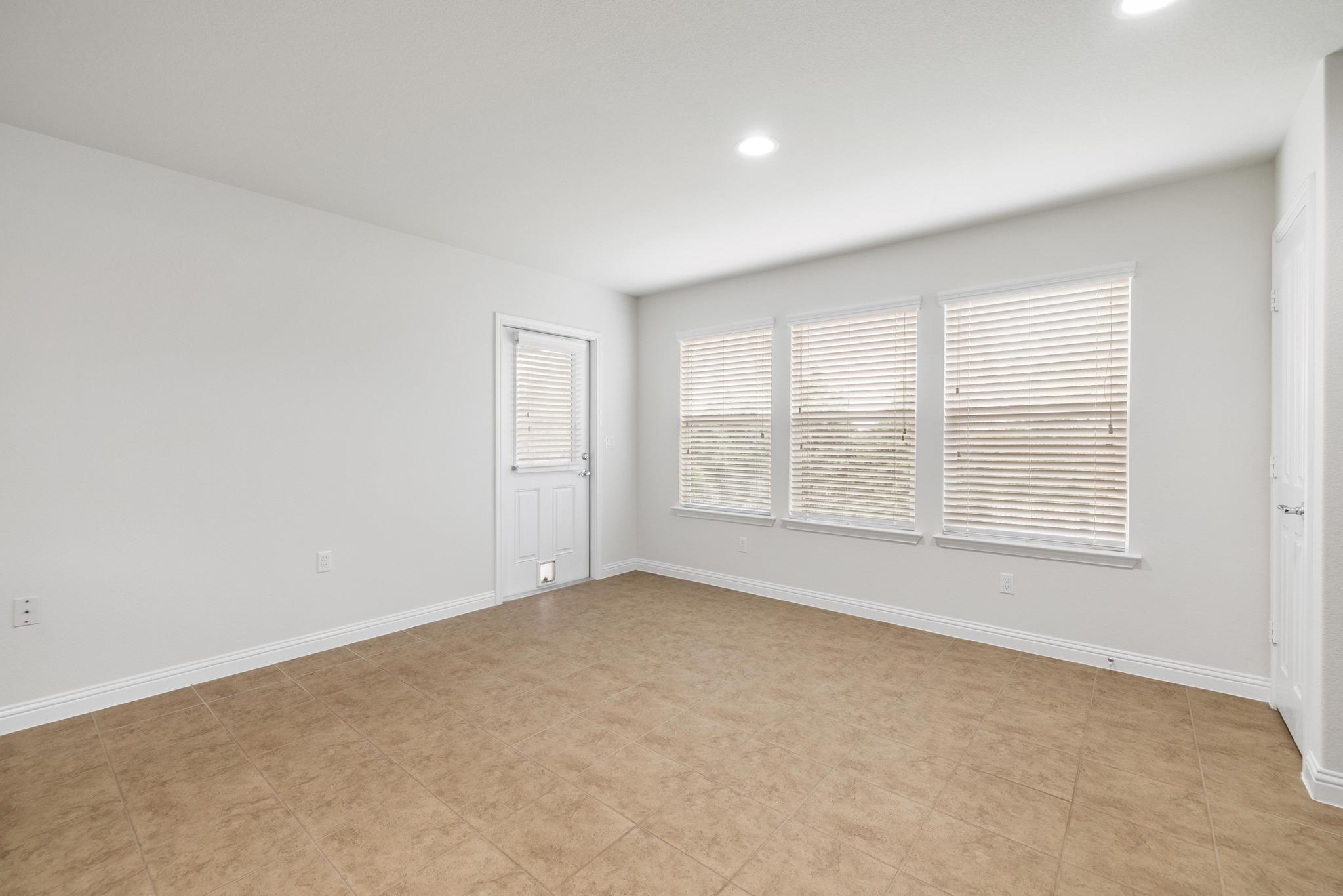 839 Salado Creek Ln Property Photo 14