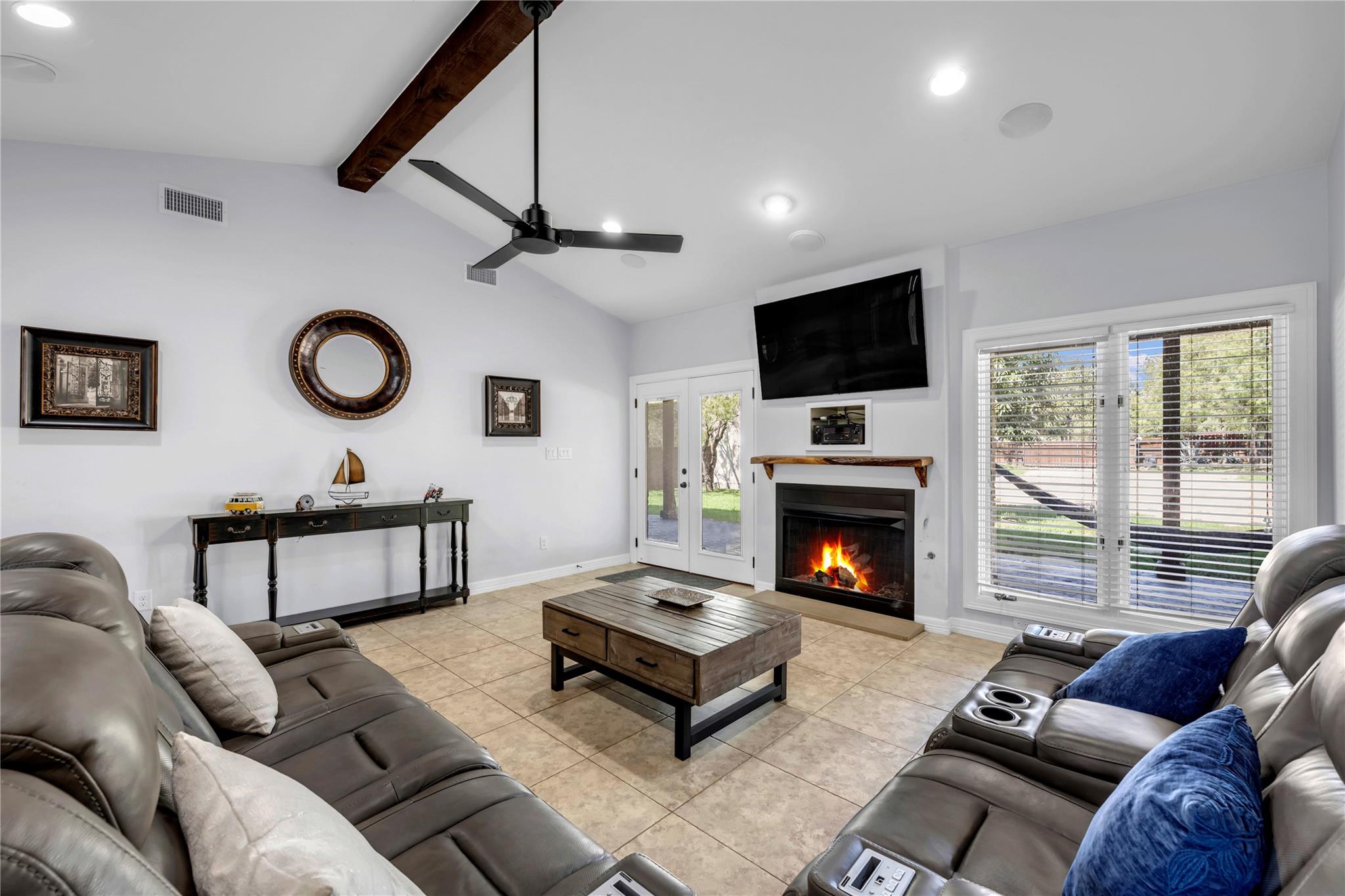 1303 Prarie Creek Dr Property Photo 4