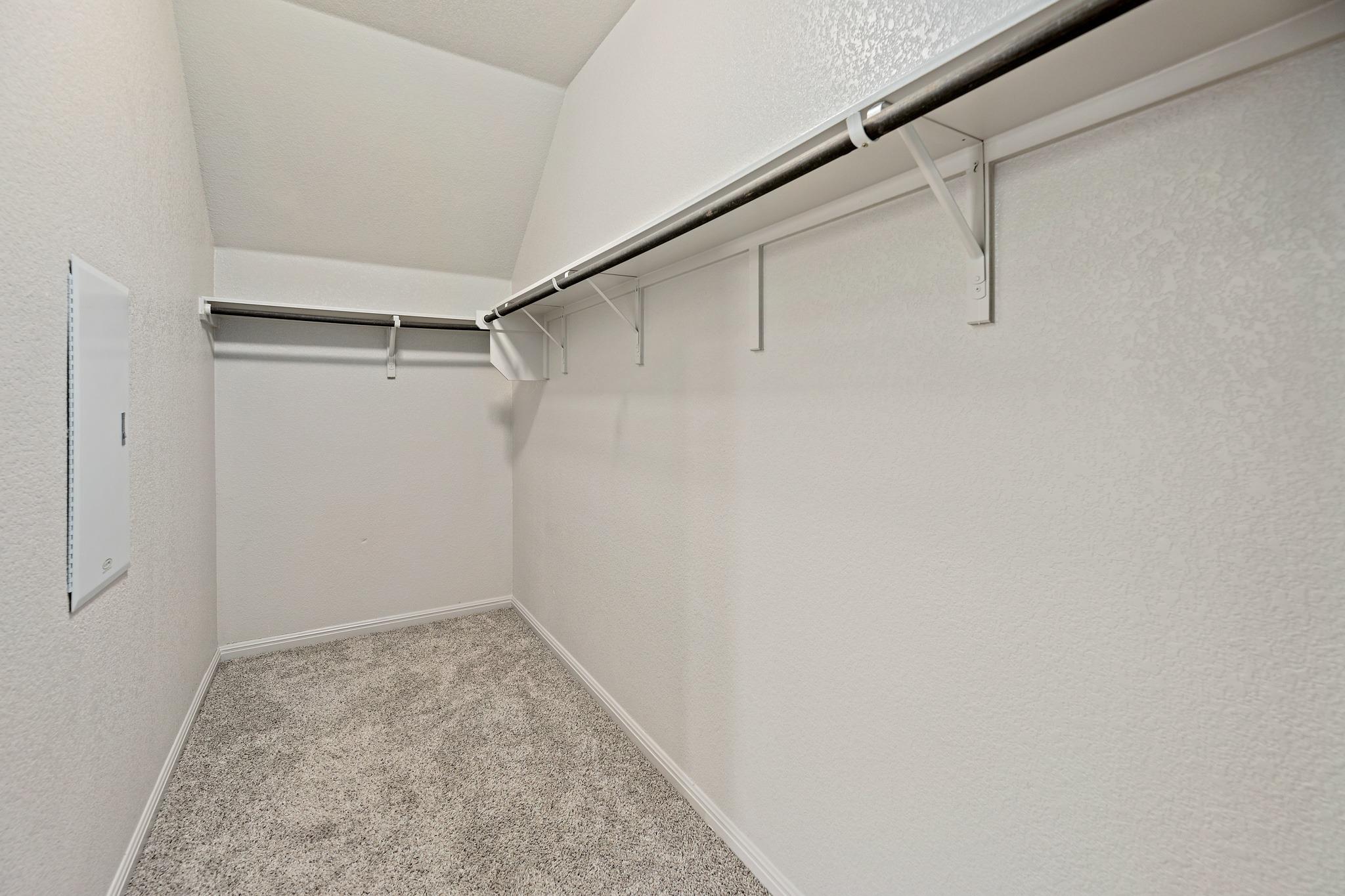 108 Schuster Ct Property Photo 17