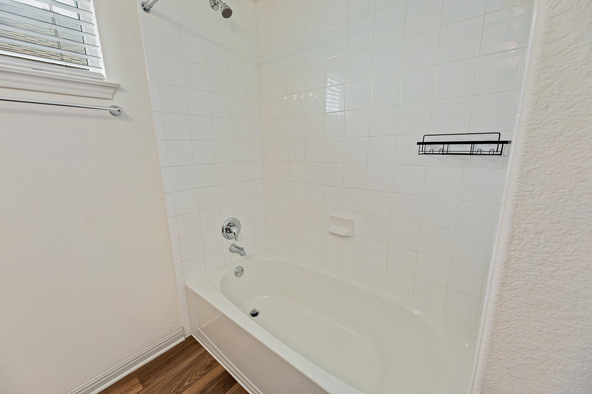 108 Schuster Ct Property Photo 24