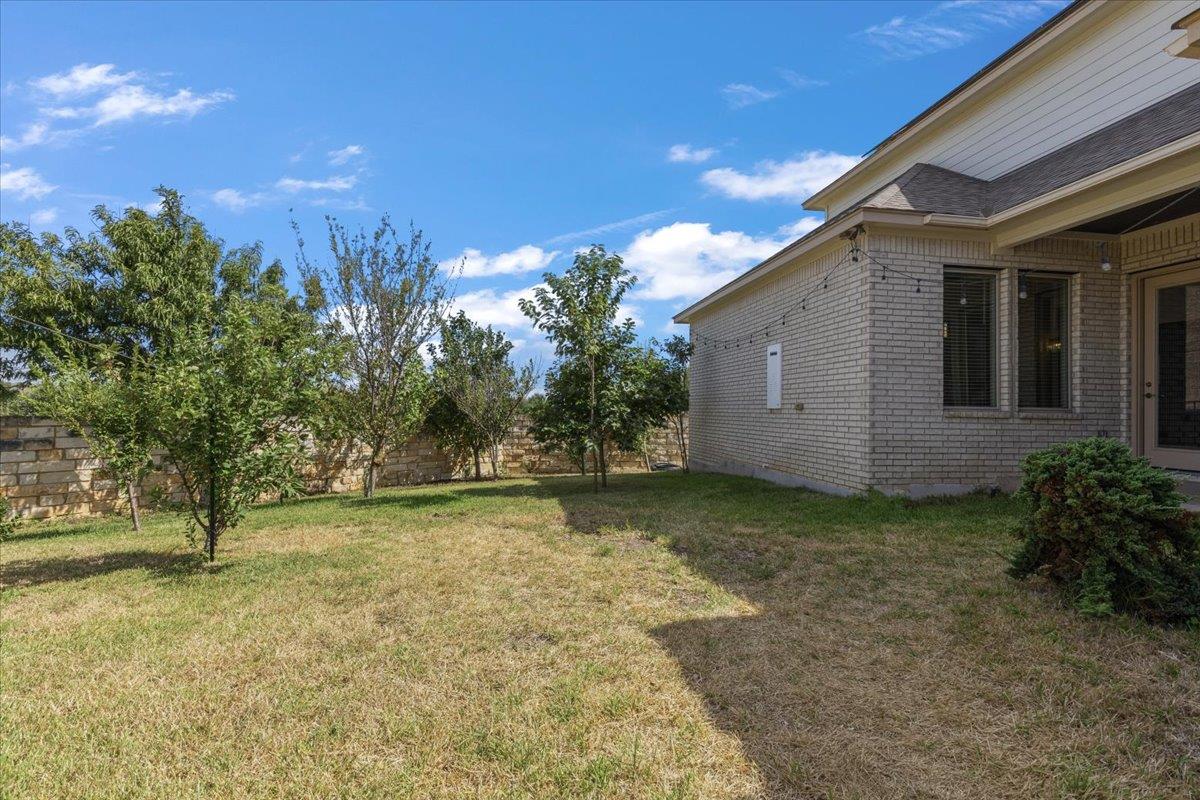 266 Village Oak Dr Property Photo 32