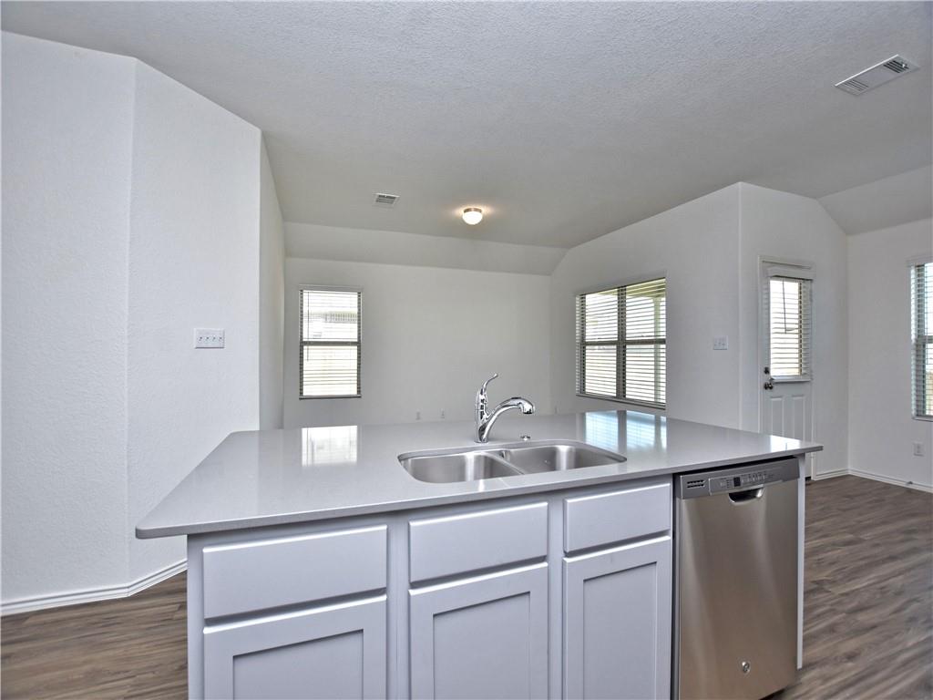 21413 Wilmiller Ln Property Photo 14