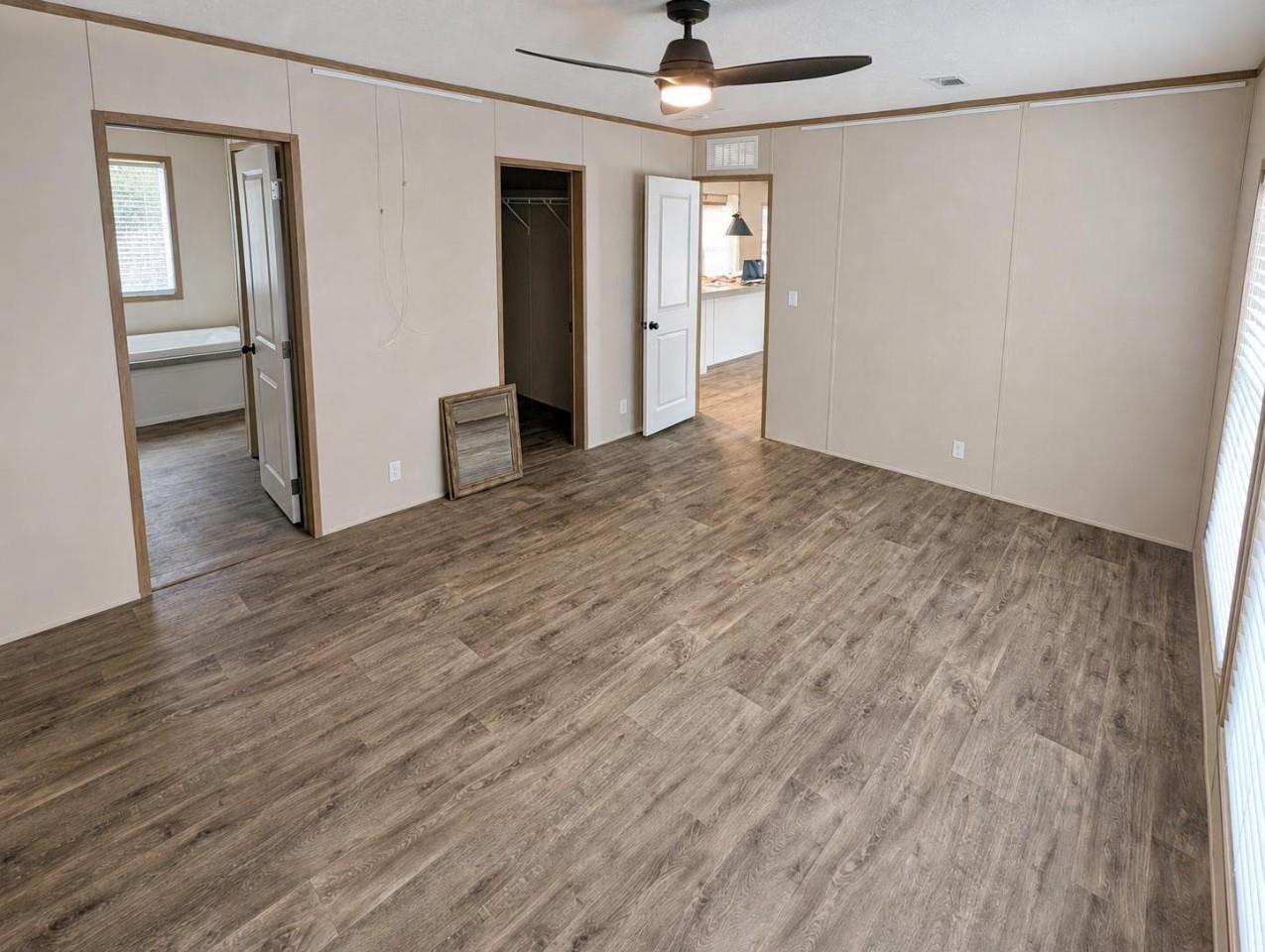 8806 Thunderbird Rd Property Photo 32