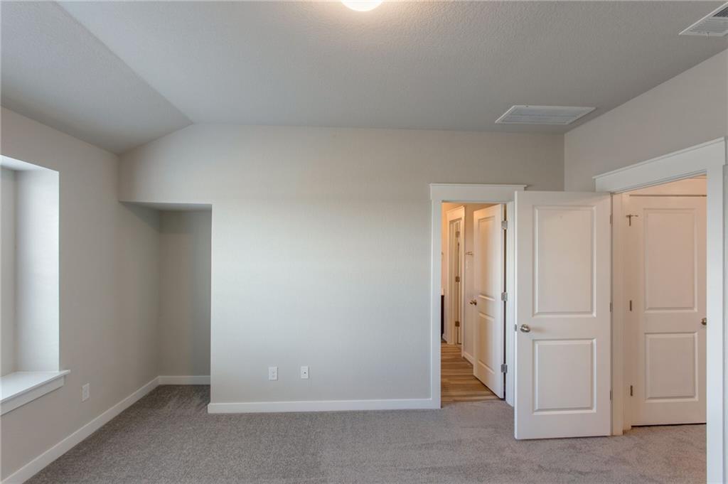 17303 C Leafroller Dr Property Photo 15