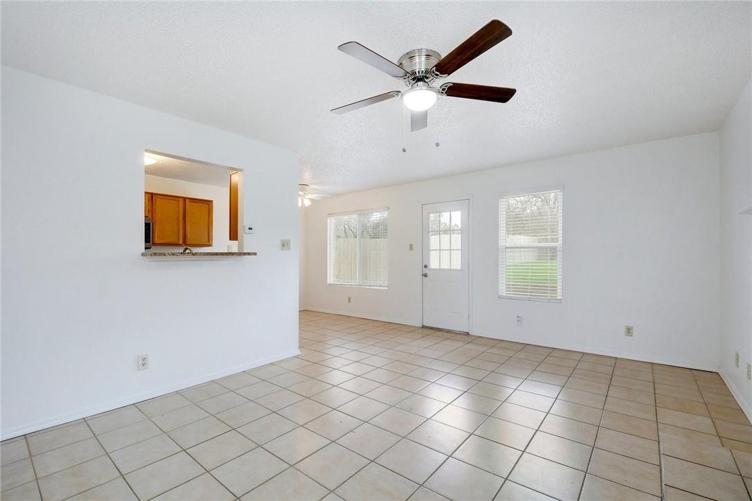 6102 Parkwood Dr #a Property Photo 7