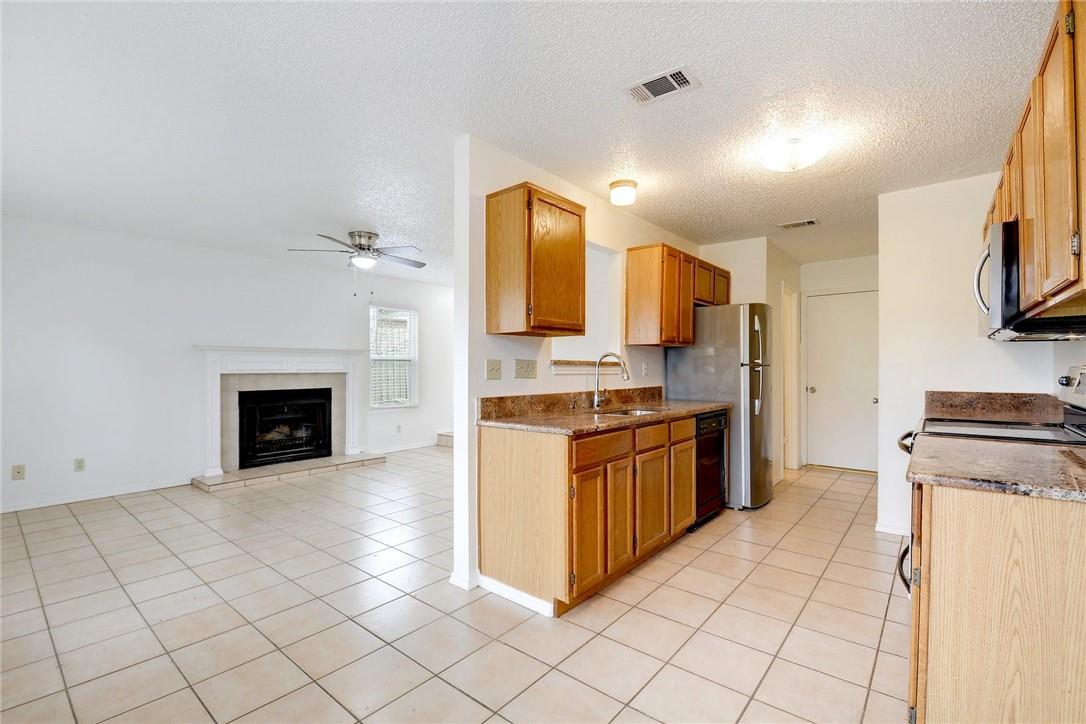 6102 Parkwood Dr #a Property Photo 8