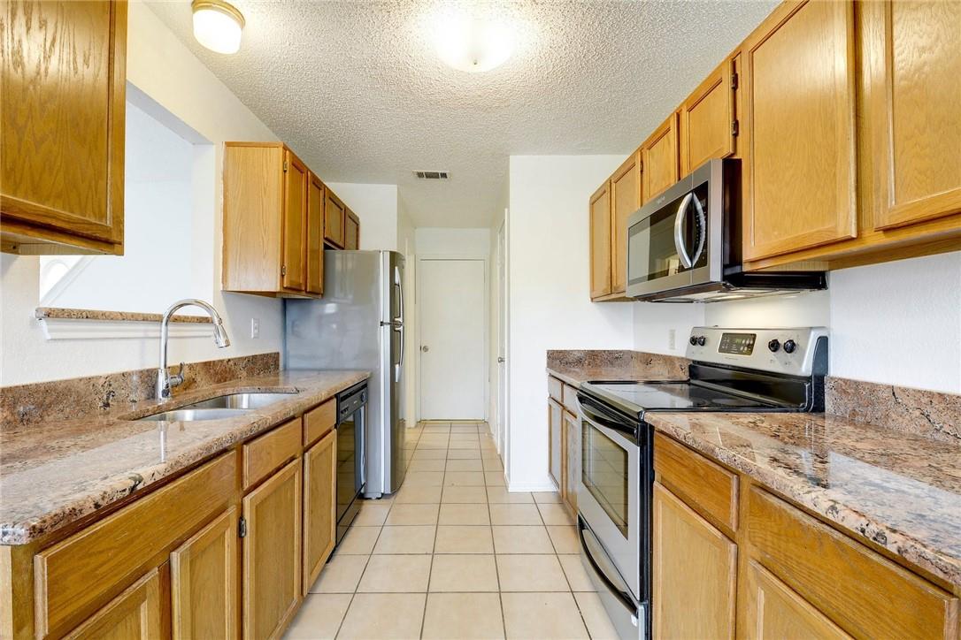 6102 Parkwood Dr #a Property Photo 10